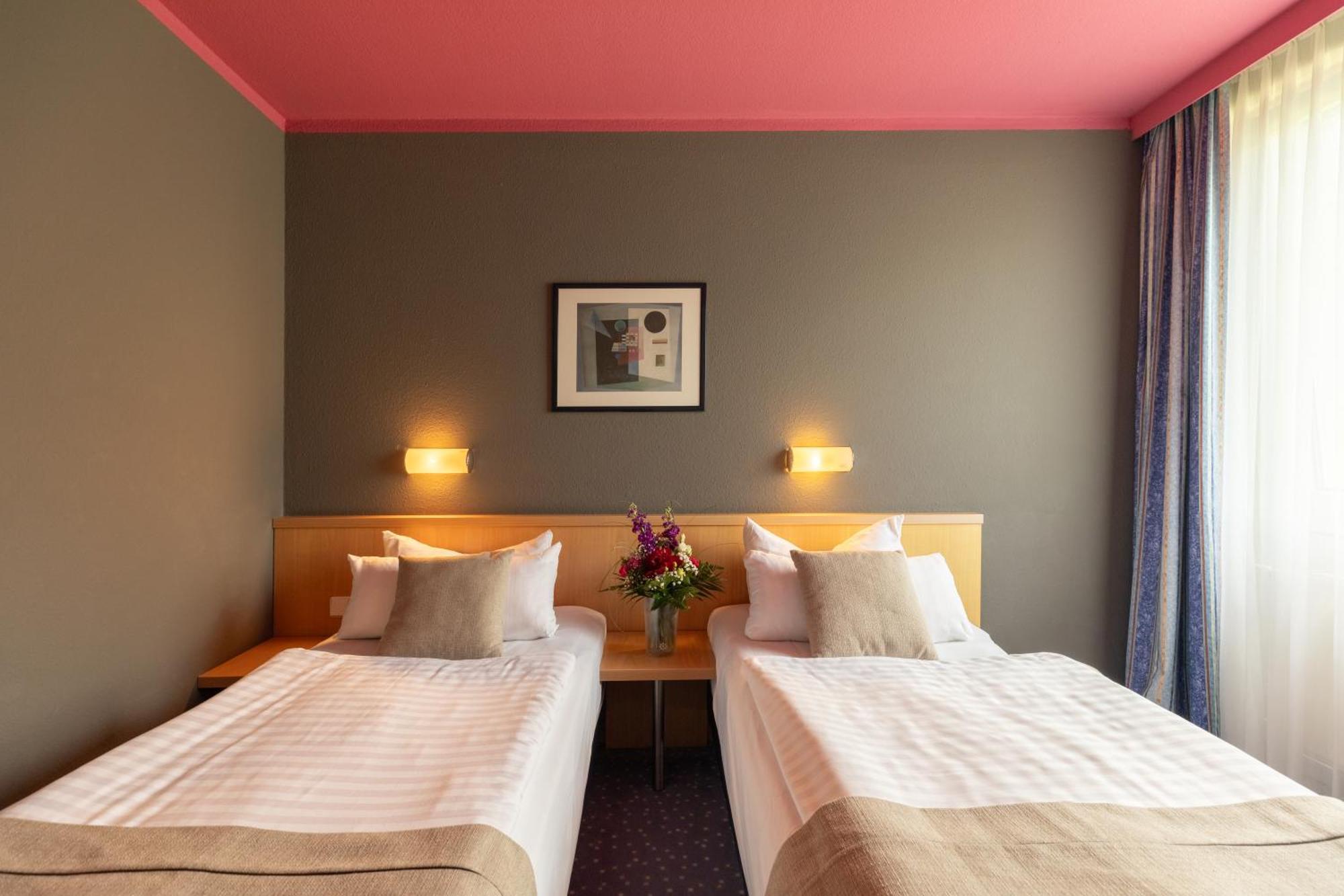 Garner Hotel Cottbus Sued By Ihg מראה חיצוני תמונה
